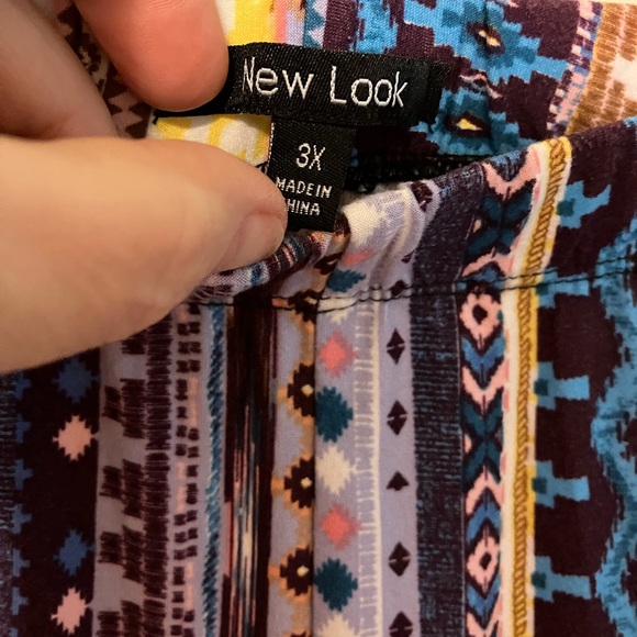 New Look Colorful Striped Bell Bottom Pants EUC - Picture 2 of 3